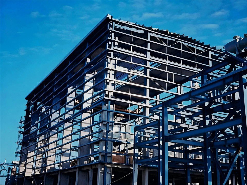 steel-structure-hospital-building-under-construction